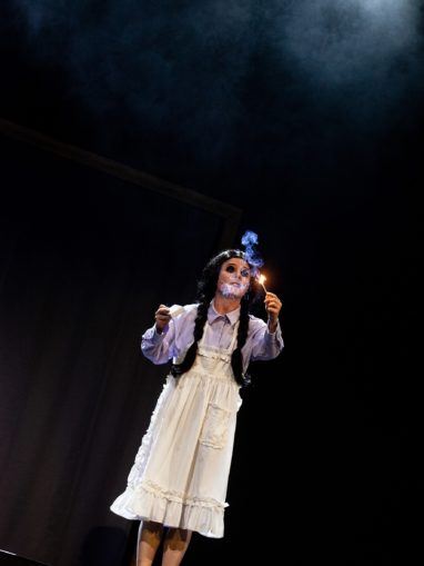 Szene aus dem Stück "Shockheaded Peter"