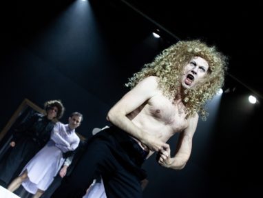 Szene aus dem Stück "Shockheaded Peter"