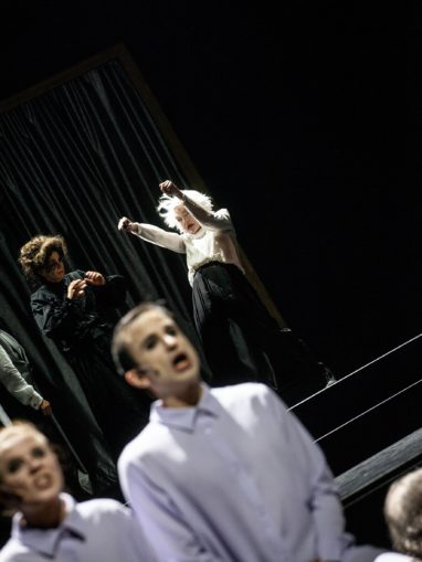 Szene aus dem Stück "Shockheaded Peter"