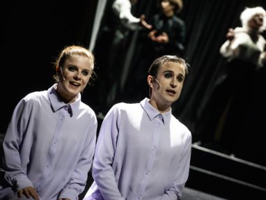 Szene aus dem Stück "Shockheaded Peter"